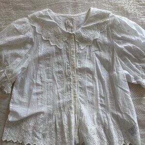 Doen x Gap Short Sleeve White Cotton Eyelet Blouse Small